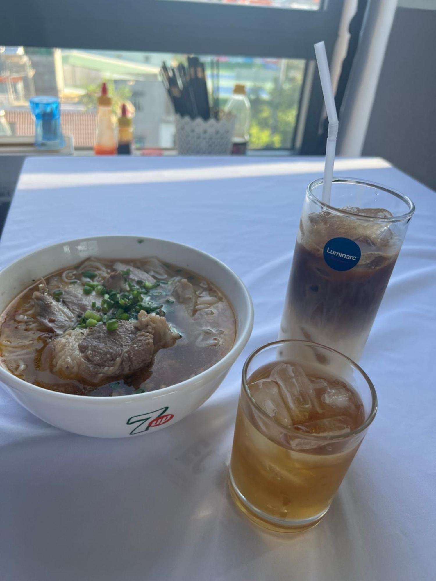 Thanh Thu 1 Hotel Κον Τουμ Εξωτερικό φωτογραφία